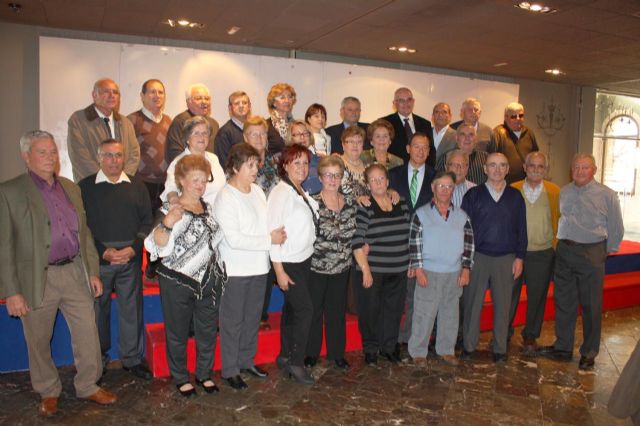 Cámara entrega los trofeos a los ganadores de los campeonatos de pachís, dominó y petanca de los centros de mayores - 3, Foto 3
