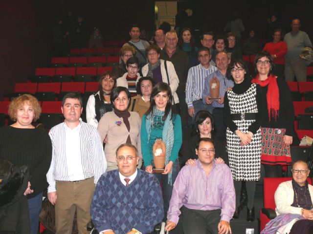La voluntaria Ana Cahigüela y Amfiju recogieron, este año, el reconocimiento a la labor solidaria - 3, Foto 3