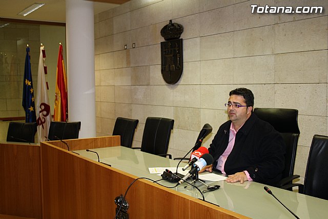 Ms de 500 personas se benefician de las acciones formativas organizadas por la concejalas de Bienestar Social y Participacin Ciudadana - 1