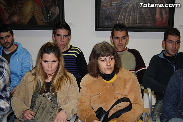 Entrega de diploma de cursos formativos de Proyecto Labor - 5