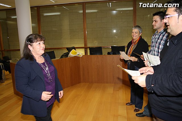 Entrega de diploma de cursos formativos de Proyecto Labor - 21