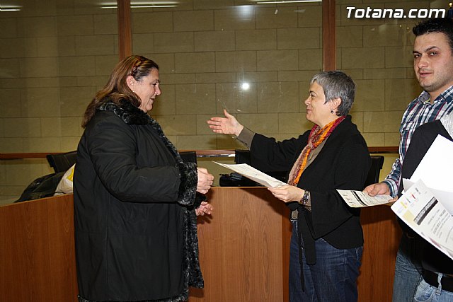 Entrega de diploma de cursos formativos de Proyecto Labor - 22