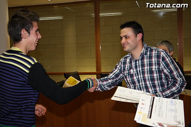 Entrega de diploma de cursos formativos de Proyecto Labor - 29