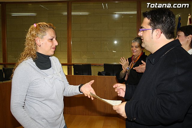 Entrega de diploma de cursos formativos de Proyecto Labor - 31