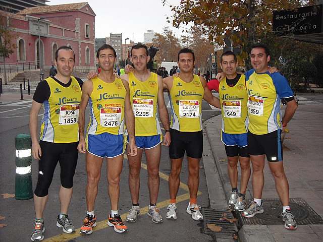 El Club Atletismo Totana estuvo presente en la maratón de Castellón, Foto 2