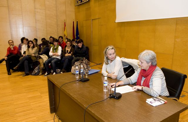 La obra candidata al Premio Mandarache, Esperando a Robert Capa, será llevada al cine en 2012 - 4, Foto 4