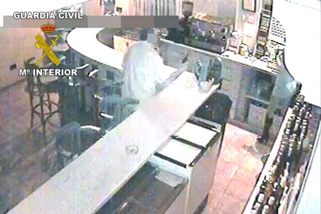 La Guardia Civil detiene en Santomera a una persona por el atraco a un establecimiento público - 2, Foto 2