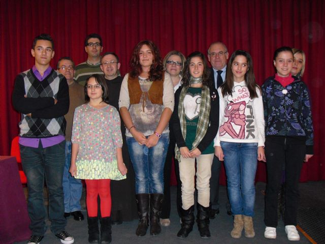 El Ayuntamiento entrega los premios del certamen literario Albacara - 1, Foto 1