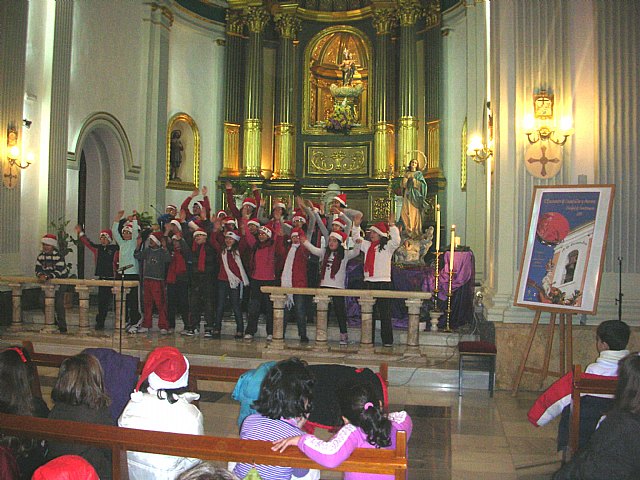 Unos 200 niños participan en el III Certamen Escolar de Villancicos de Santomera - 1, Foto 1