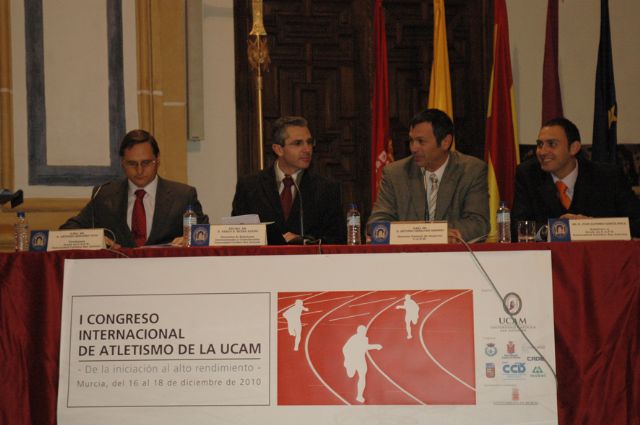 Expertos debaten en la UCAM sobre el alto rendimiento en atletismo - 1, Foto 1