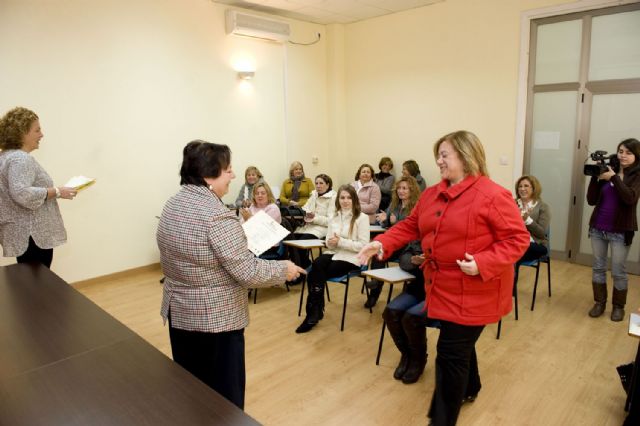 90 mujeres se acercan a las nuevas tecnologías con los cursos de la concejalía de la Mujer - 2, Foto 2