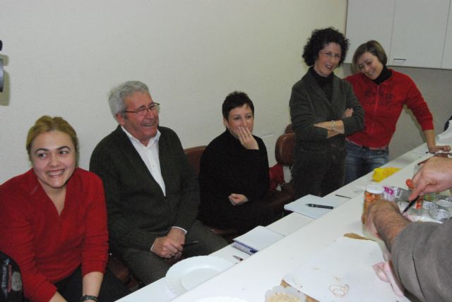 Un total de 15 personas participan en el curso La cocina fría, semifría y templada que propicia una especialización de la hostelería - 4, Foto 4