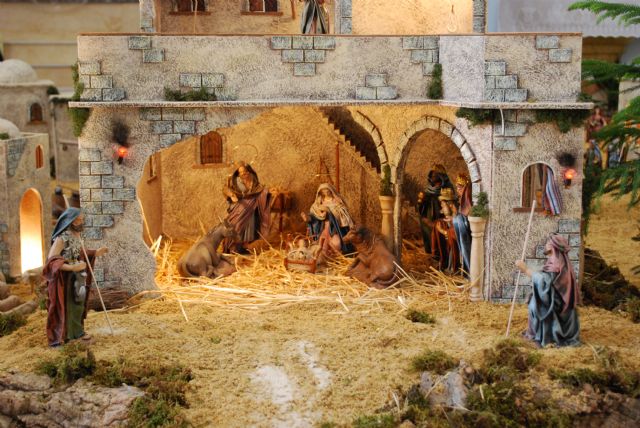El belén municipal representa 18 misterios a través de más de 800 figuras - 3, Foto 3