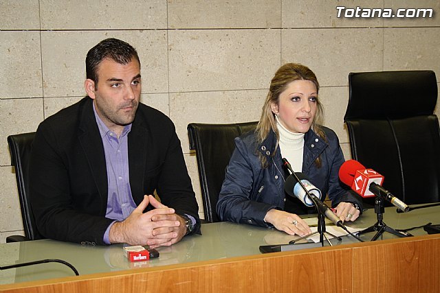 Se aplaza el mercadillo navideño previsto para este fin de semana a los próximos días 2, 3 y 4 de enero - 1, Foto 1