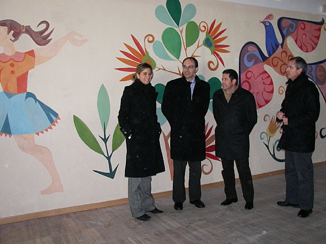 Inauguración del Mural ´Niños jugando´ de José María Párraga tras su restauración - 1, Foto 1