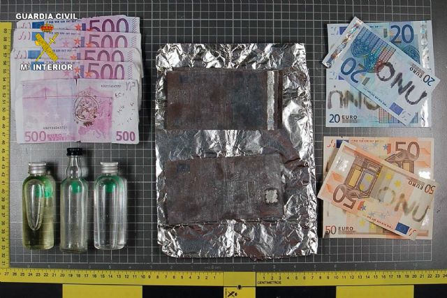 La Guardia Civil ha detenido a dos personas dedicadas a cometer el timo del negativo - 1, Foto 1