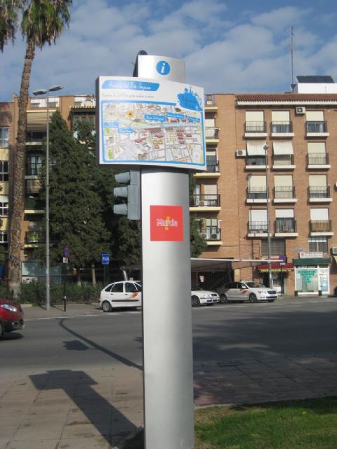 Deportes instala los siete paneles informativos que proponen a los ciudadanos itinerarios para andar o correr - 1, Foto 1