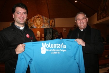 El Obispo anima a los más de 100 voluntarios a colaborar en los Días en las Diócesis - 2, Foto 2