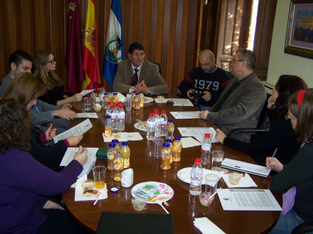 El alcalde de Águilas mantiene un encuentro con la prensa donde hace balance del año 2010 - 1, Foto 1