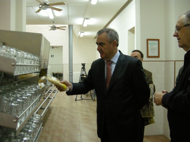 González Tovar destaca la labor de Jesús Abandonado con los más necesitados - 1, Foto 1