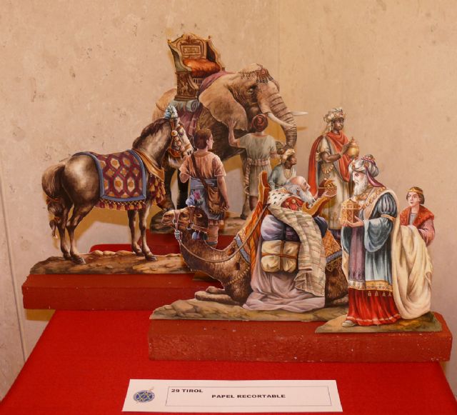Casi 200 figuras de todo el mundo conforman la exposición ´Carvana de Reyes Magos´ que se puede ver en la CAM - 1, Foto 1