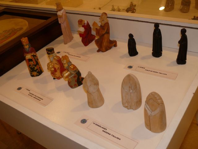 Casi 200 figuras de todo el mundo conforman la exposición ´Carvana de Reyes Magos´ que se puede ver en la CAM - 5, Foto 5