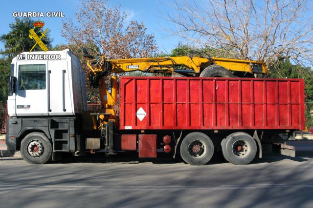 La Guardia Civil detiene a dos personas in fraganti por la sustracción de material de automoción - 3, Foto 3