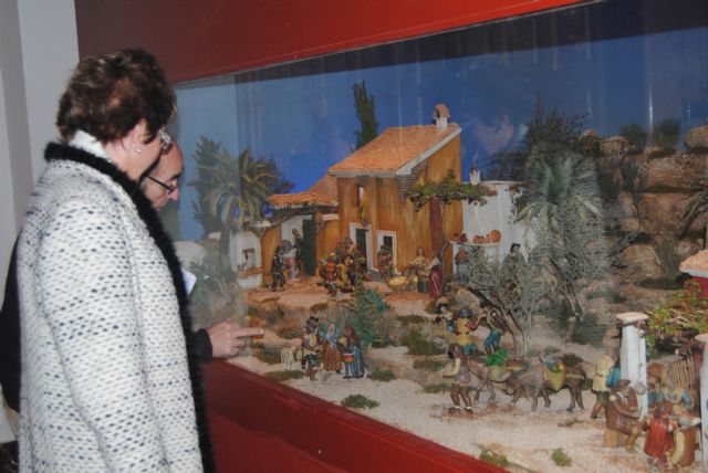 La iglesia de San Javier acoge una exposición del belén popular murciano de los siglos XIX y XX - 1, Foto 1