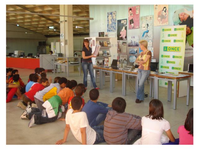 La Biblioteca Pública de Torre-Pacheco premiada en la Campaña de Animación a la Lectura Maria Moliner, por el proyecto: Peritos en palabras - 1, Foto 1
