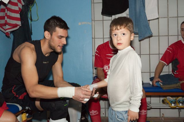 La plantilla de ElPozo Murcia FS colabora con ASPANPAL en el calendario 2011 - 5, Foto 5