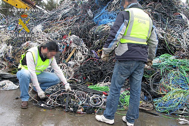 La Guardia Civil desmantela una banda juvenil dedicada a la sustracción de cable de cobre - 1, Foto 1