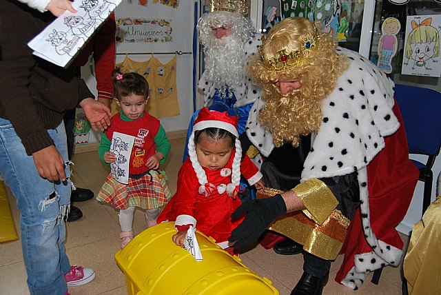 Los alumnos de las tres Escuelas Infantiles finalizan el primer trimestre del curso 2009/2010, Foto 2