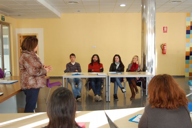 El Ayuntamiento de Alguazas pone en marcha en el municipio el curso Monitor de ocio y tiempo libre - 1, Foto 1