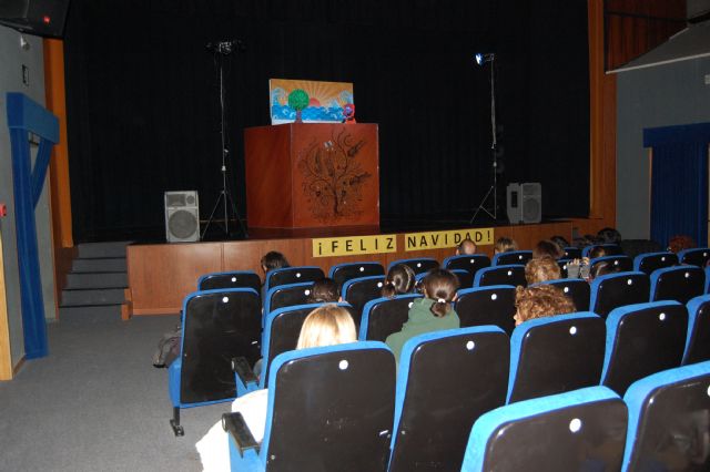 La obra de títeres Las cuatro estaciones representada en Alguazas - 1, Foto 1