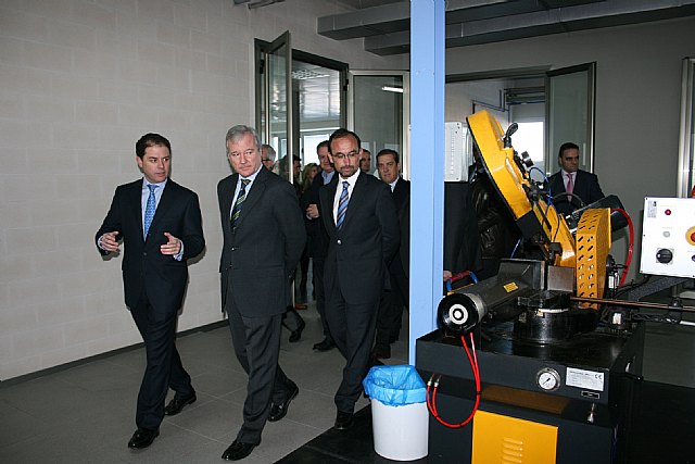 Las nuevas instalaciones del Centro Tecnológico del Metal disponen de novedosos laboratorios de equipos de extinción de incendios - 2, Foto 2