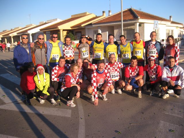 Gran actividad de carreras del Club Atletismo Totana en Navidad - 1