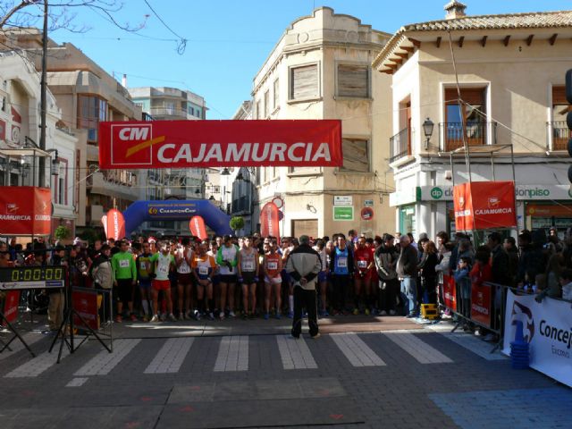 Las calles de Jumilla se llenaron, un año más de deporte y diversión, gracias a la carrera popular navideña - 3, Foto 3