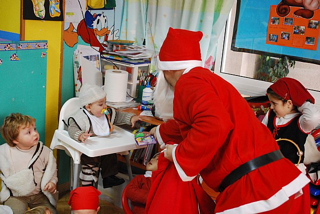 La Guardera Disney recibi la visita de Pap Noel - 14