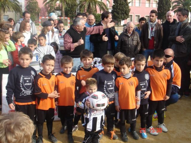 Homenaje a Juanico en la final pre-benjamin del Torneo de futbol base - 2, Foto 2