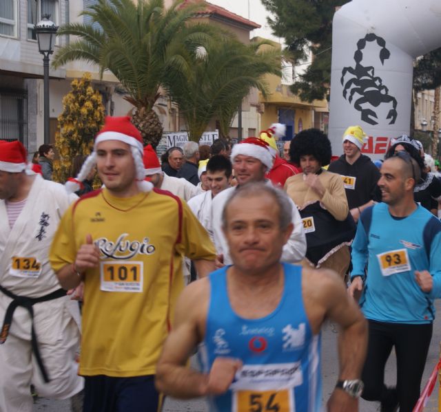 Puerto Lumbreras despidió el año con su primera marcha popular ´San Silvestre´ - 1, Foto 1