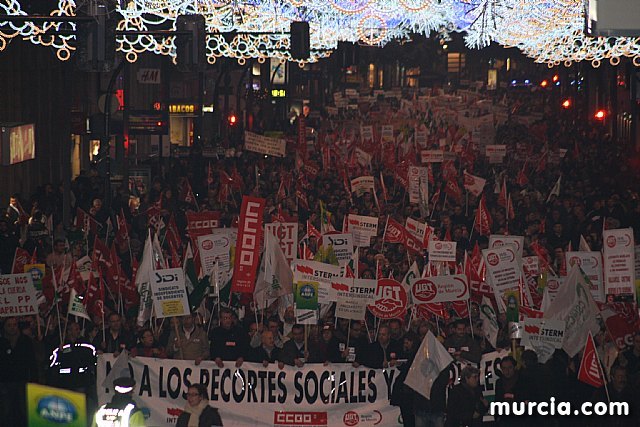 IU anima a participar en la manifestación de mañana contra unos recortes que 'deterioran' los servicios públicos - 1, Foto 1