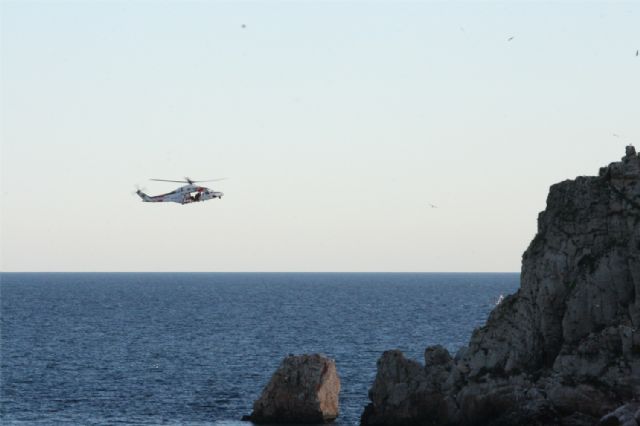 La desaparición de un buceador moviliza a recursos de Cruz Roja, Guardia Civil, Salvamento Marítimo, Protección Civil y 061 - 1, Foto 1