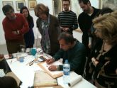 Treinta personas aprenden la técnica de la acuarela de la mano de Pedro Cano en Blanca