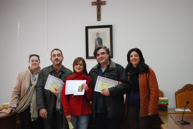 El Ayuntamiento entrega los premios del concurso de belenes y escaparates navideños 2010 - 2, Foto 2