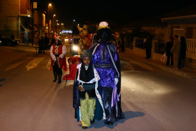 Los Reyes Magos despiertan la ilusión de los niños de Lorquí con su Cabalgata - 4, Foto 4