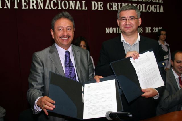 El Colegio de Periodistas de Murcia y la Universidad mejicana de Ixtlahuaca firman un convenio de colaboración - 1, Foto 1