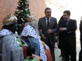 Los Reyes Magos entregan regalos a los hijos de los internos del centro penitenciario de Sangonera