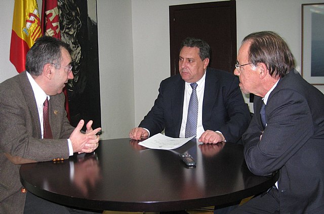 Manuel Campos se reunió hoy con el alcalde de Villanueva del Río Segura, José Luis López Ayala - 1, Foto 1