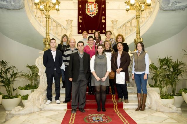 Los alumnos del curso de Celador Sanitario, orgullosos de sus diplomas - 5, Foto 5