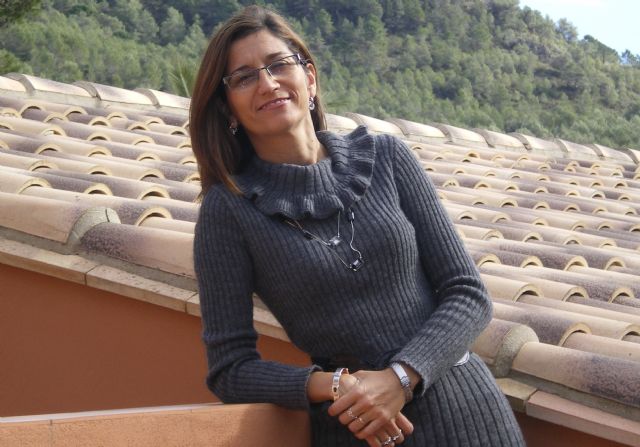 Rosa Huertas habla sobre el poeta Miguel Hernández con los lectores del Premio Hache - 1, Foto 1